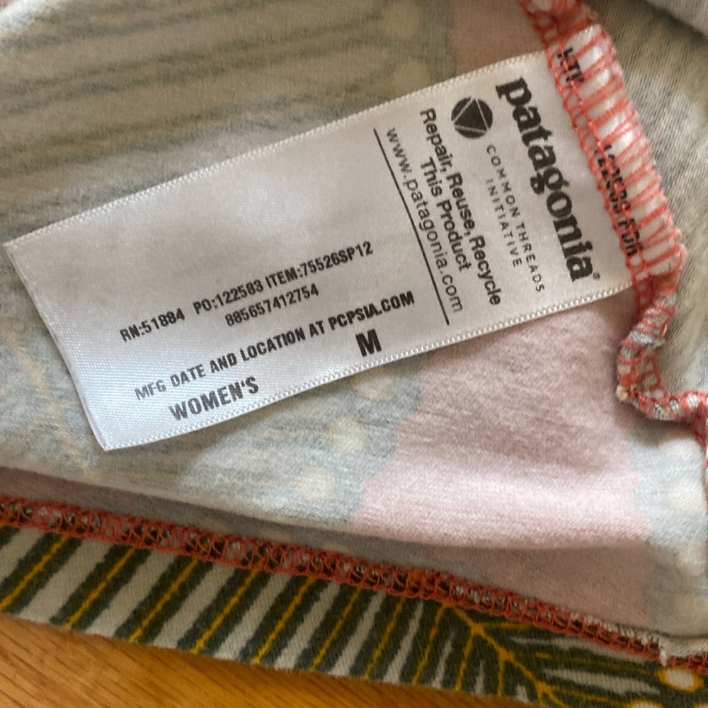 Patagonia a-line dress. Mostly cotton and some spandex.  Size M - Picture 4 of 5